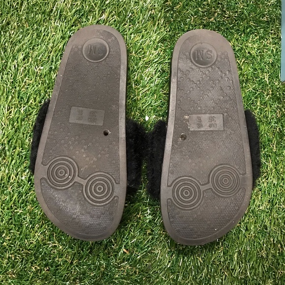 Steve MaddenSOLD - Picture 2 of 3